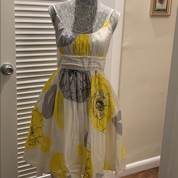 Anthropologie Dresses & Skirts - Anthropologie flower print dress